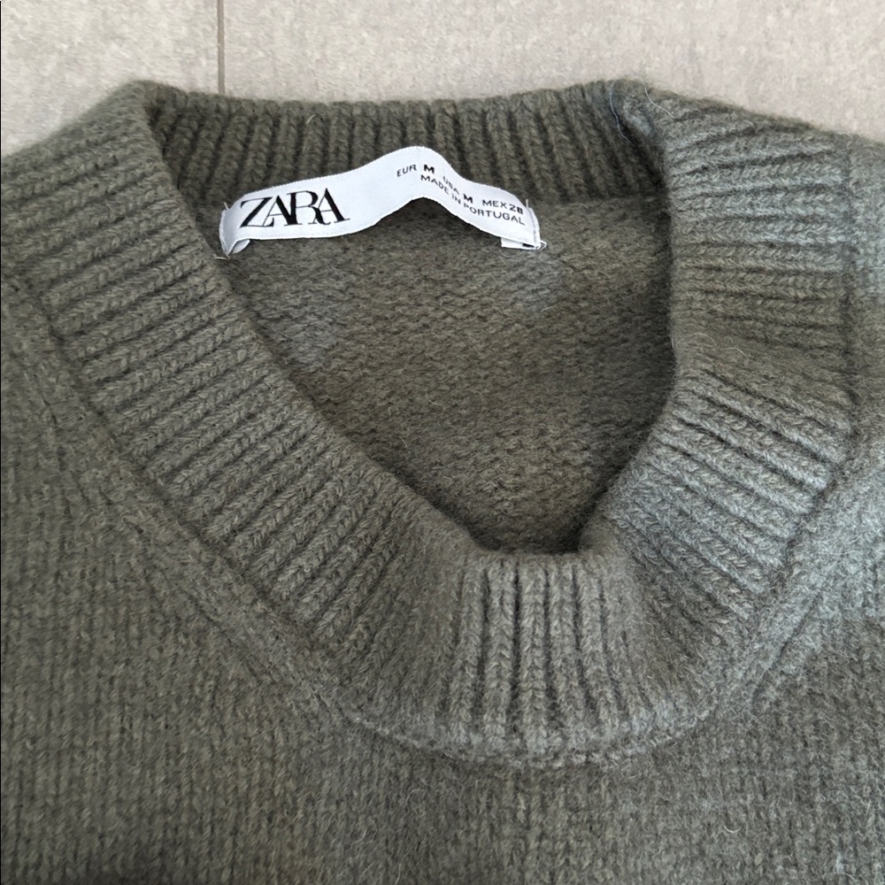 Zara Olive Green Crewneck Sweater